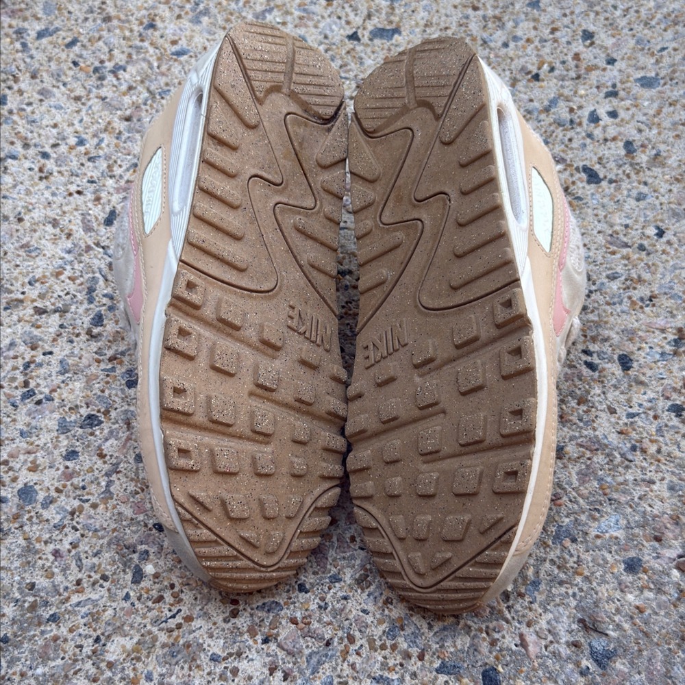Nike Air Max 90 Sun Club Arctic Orange Sanded Gold Womens 10 DQ4016-100 Sneaker - Picture 10 of 12